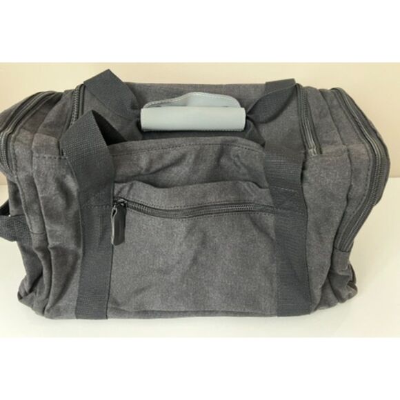 NWT Bella Russo canvas travel duffle in dark gray - Picture 4 of 11